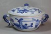 R97 Blue and white bowl and cover, Kangxi (1662-1722)