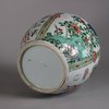 W769 Chinese famille verte ‘hundred antiques’ jar, Kangxi (1662-1722)