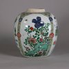 W769 Chinese famille verte ‘hundred antiques’ jar, Kangxi (1662-1722)