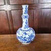 AA39 A Chinese blue and white porcelain garlic‑neck bottle vase, dating to the late Ming dynasty,