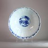 AA10 Large Chinese blue and white bowl, Kangxi(1662-1722)