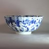 AA10 Large Chinese blue and white bowl, Kangxi(1662-1722)