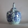 AA11 Chinese blue and white Kraak wine pot and cover, Wanli (1573-1619)