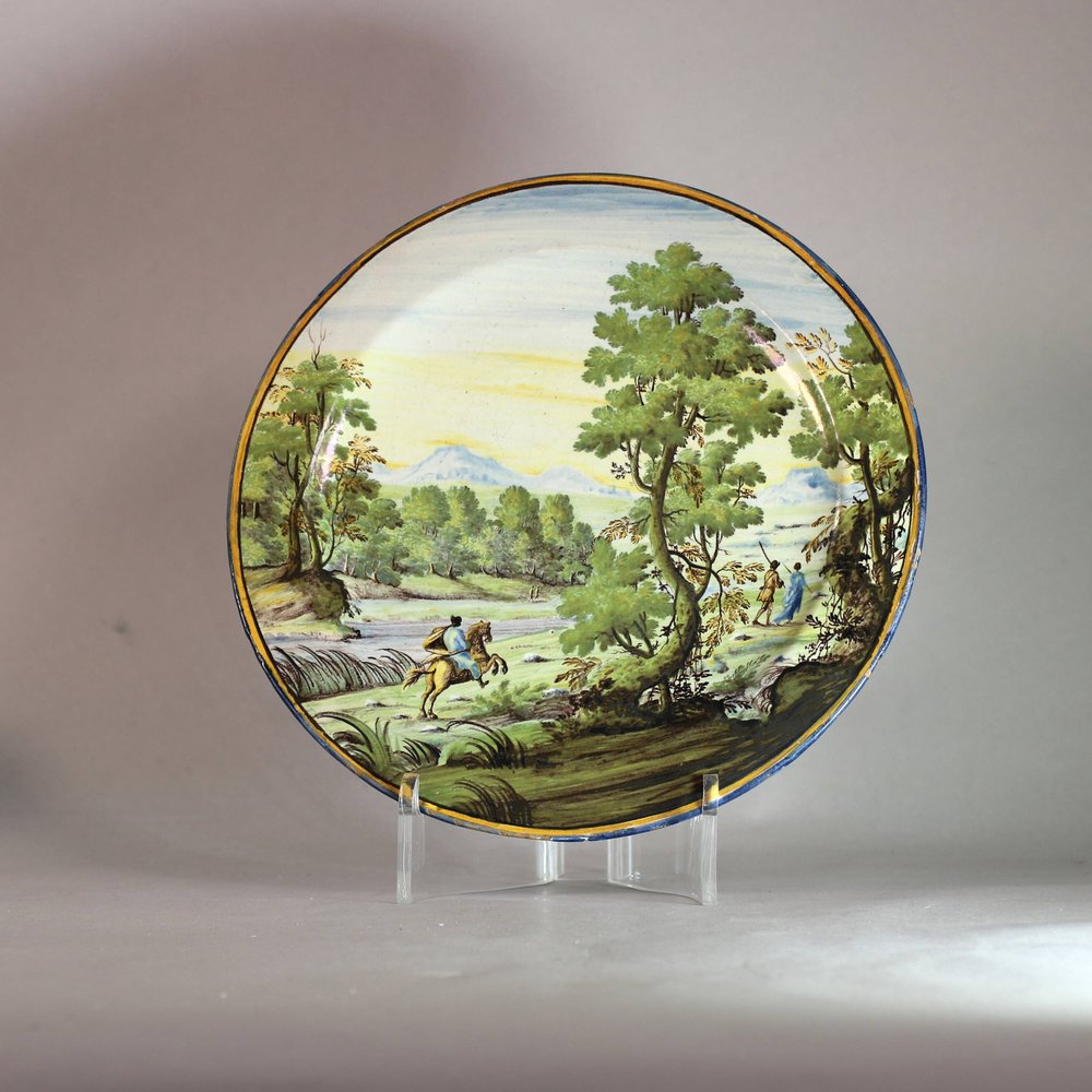 AA17 A CASTELLI MAIOLICA CIRCULAR PLAQUE MID-18TH CENTURY
