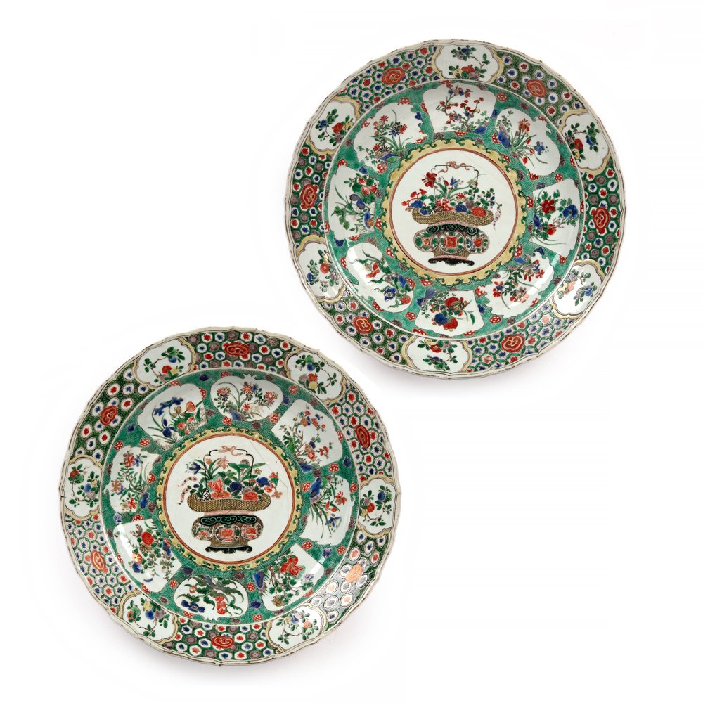 AA35 Pair of large famille verte ‘flower baskets’ dishes