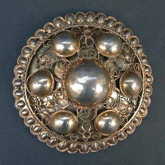 G41 Scandinavian circular silver gilt brooch, 19th century