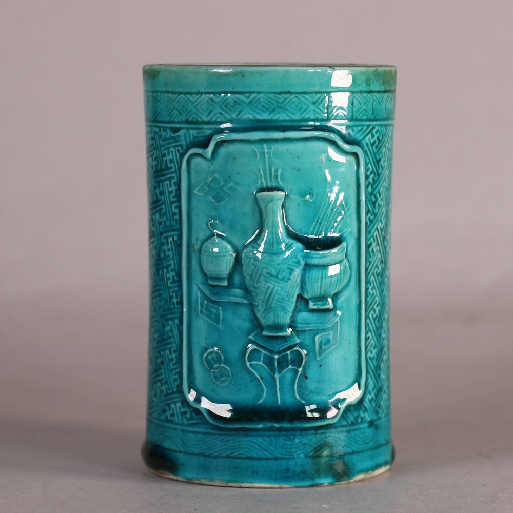 W593 Rare Chinese turquoise moulded brushpot Kangxi(1662:1722)
