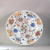 JB70 Pair of Chinese Imari chargers, Kangxi (1662-1722),
