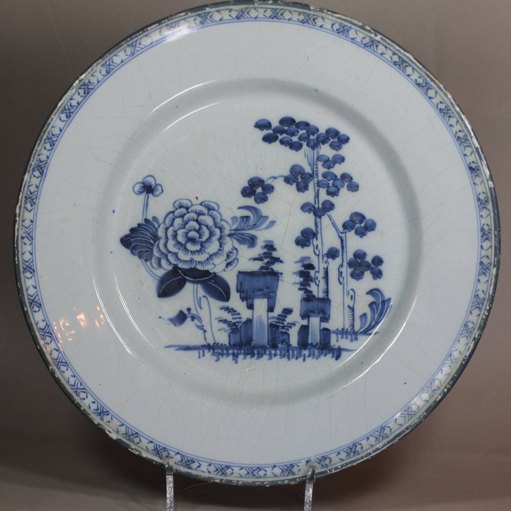 K644 English Delft blue and white dish, 18th century