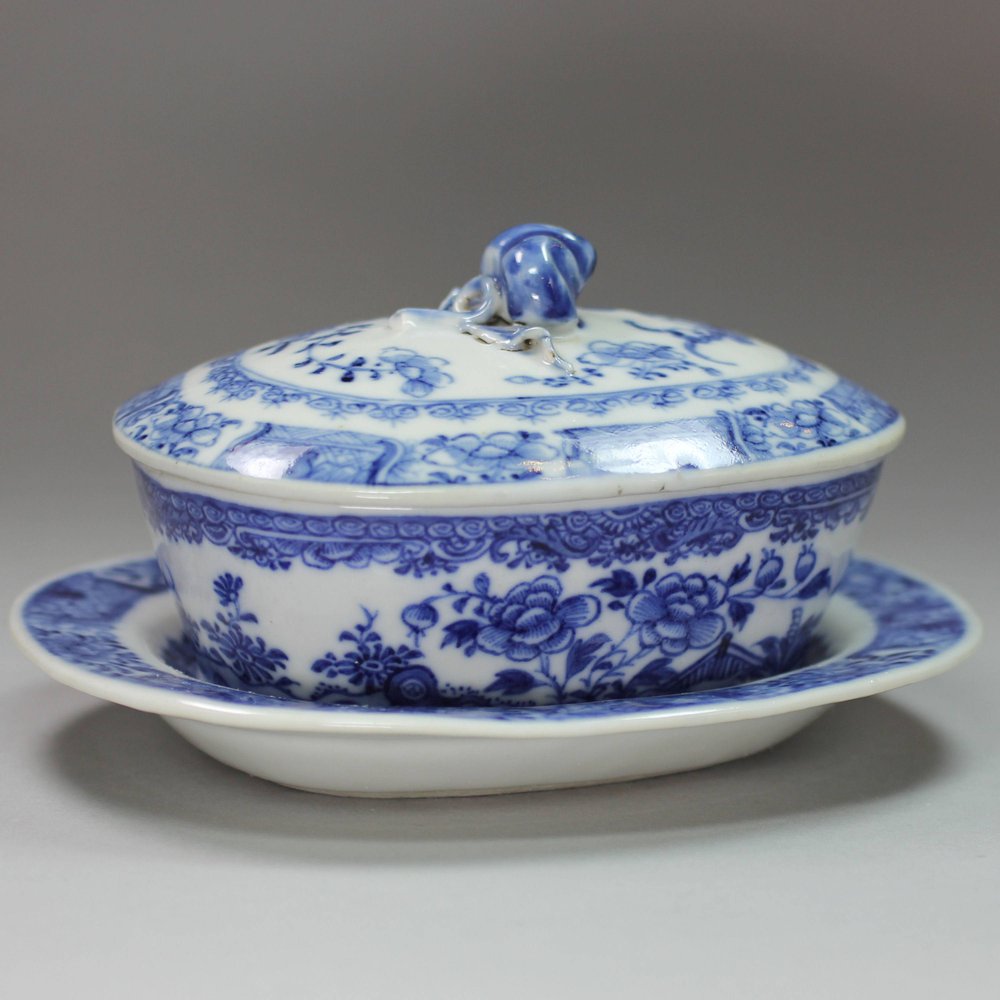 L170 Small blue and white butter tub and cover and stand