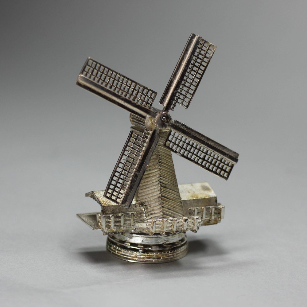 L404 Dutch silver-metal miniature of a windmill with moveable sails