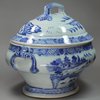 N414 Blue and white tureen and cover, Qianlong (1736-95)