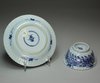 N531 Blue and white teabowl and saucer, Kangxi (1662-1722)