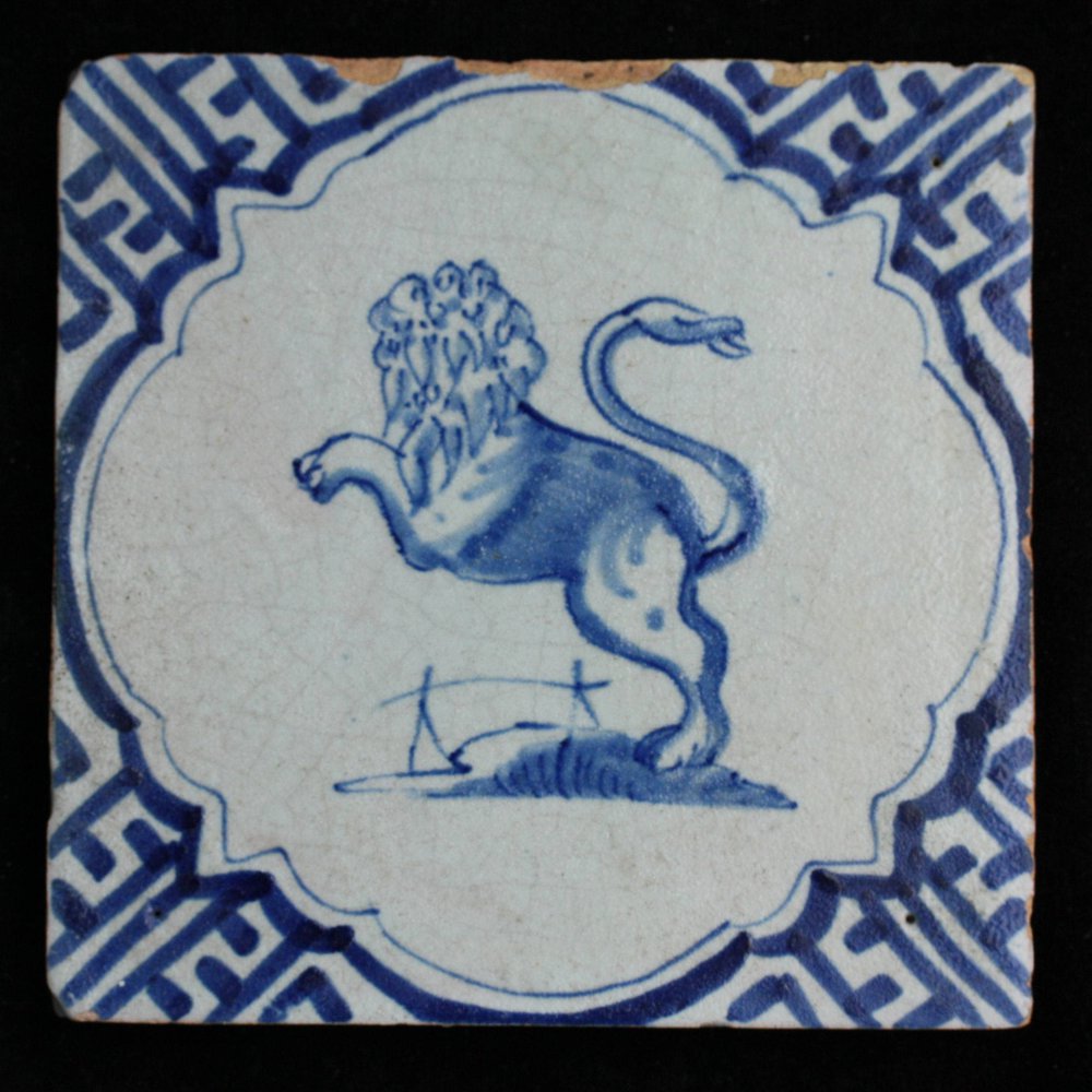 N613F Dutch Delft blue and white tile