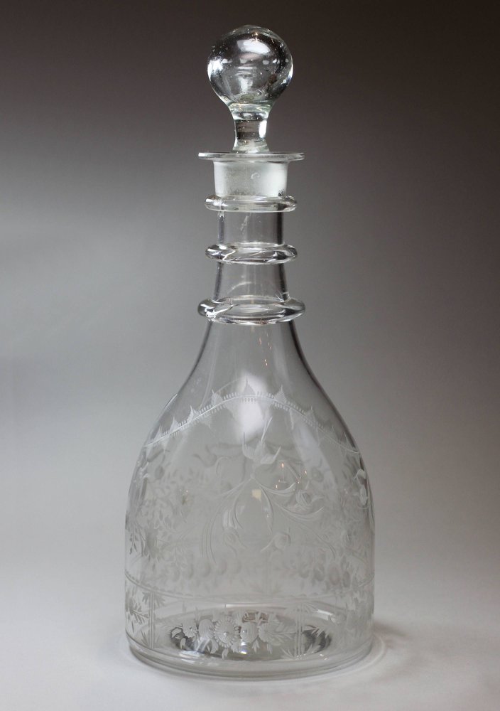 P390 Engraved glass decanter and replacement stopper