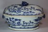 P784 Blue and white tureen and cover, Qianlong (1736-95)