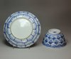 Q145A Blue and white bowl and saucer, Kangxi (1662-1722)