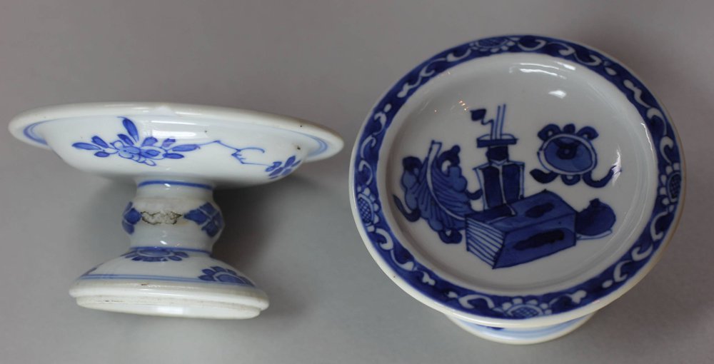 Q239 Pair of small Chinese blue and white footed salts