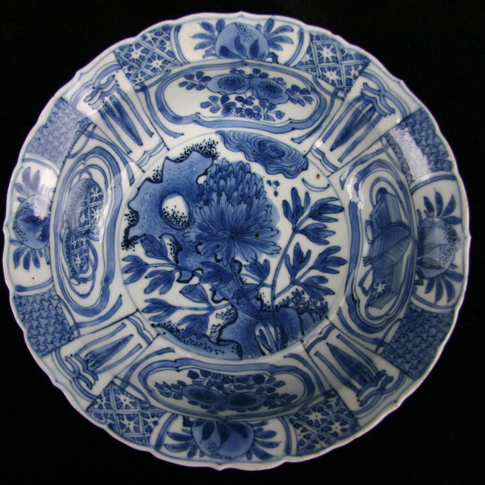 Q6 Kraak klapmutz bowl, Wanli (1575-1619)