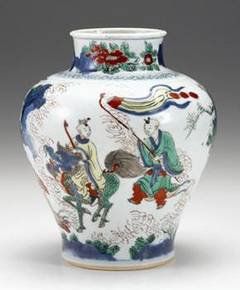 Q694 Wucai vase, 17th century, of wide baluster form       SOLD