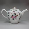 Q724 Famille rose teapot and cover, Qianlong (1736-95)