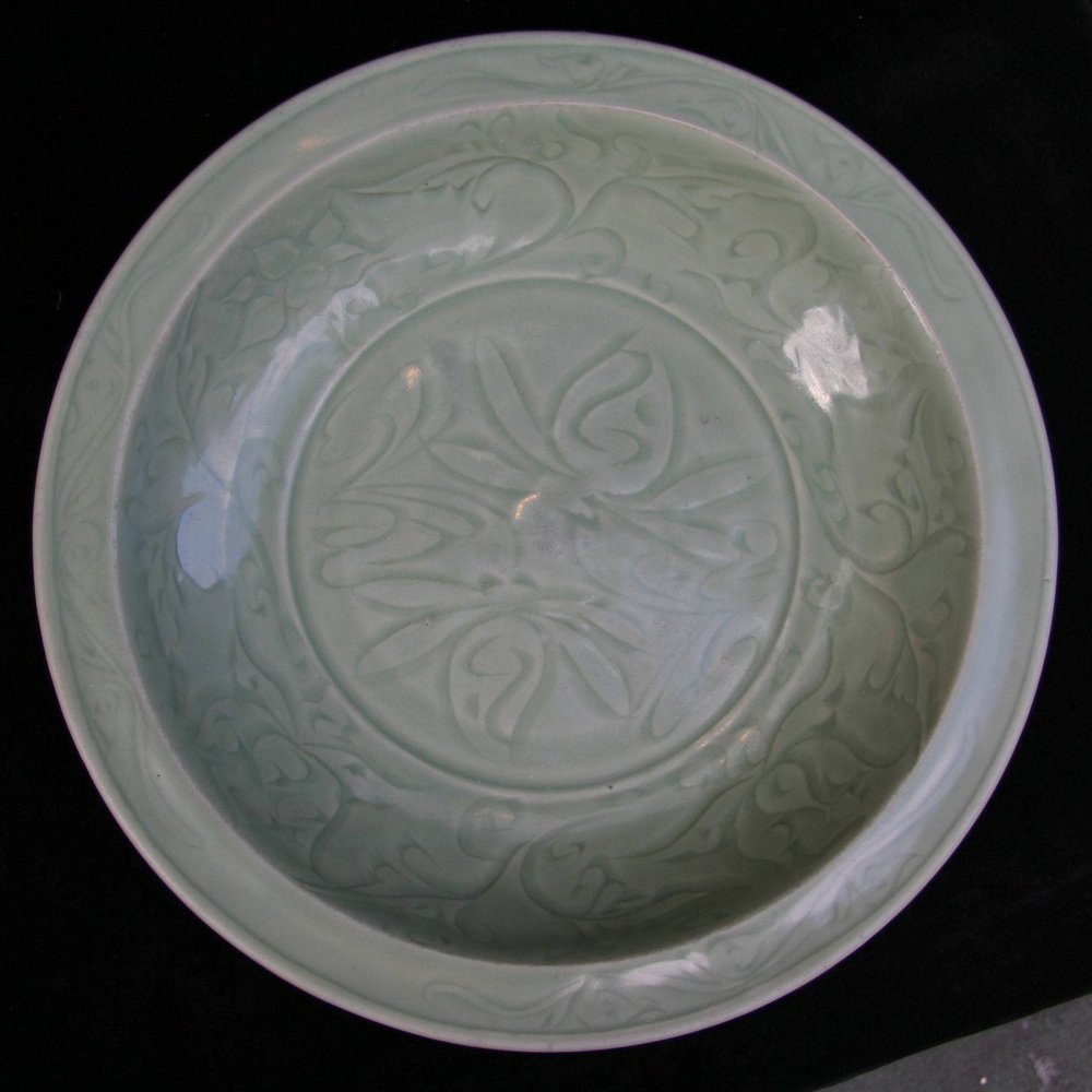 Q806 Large Longquan celadon lotus dish Yuan Dynasty; heavily-potted