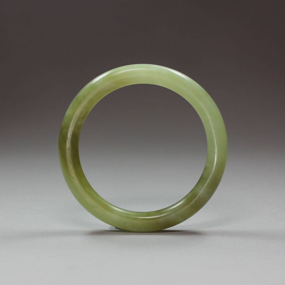 Q894 Jade bangle