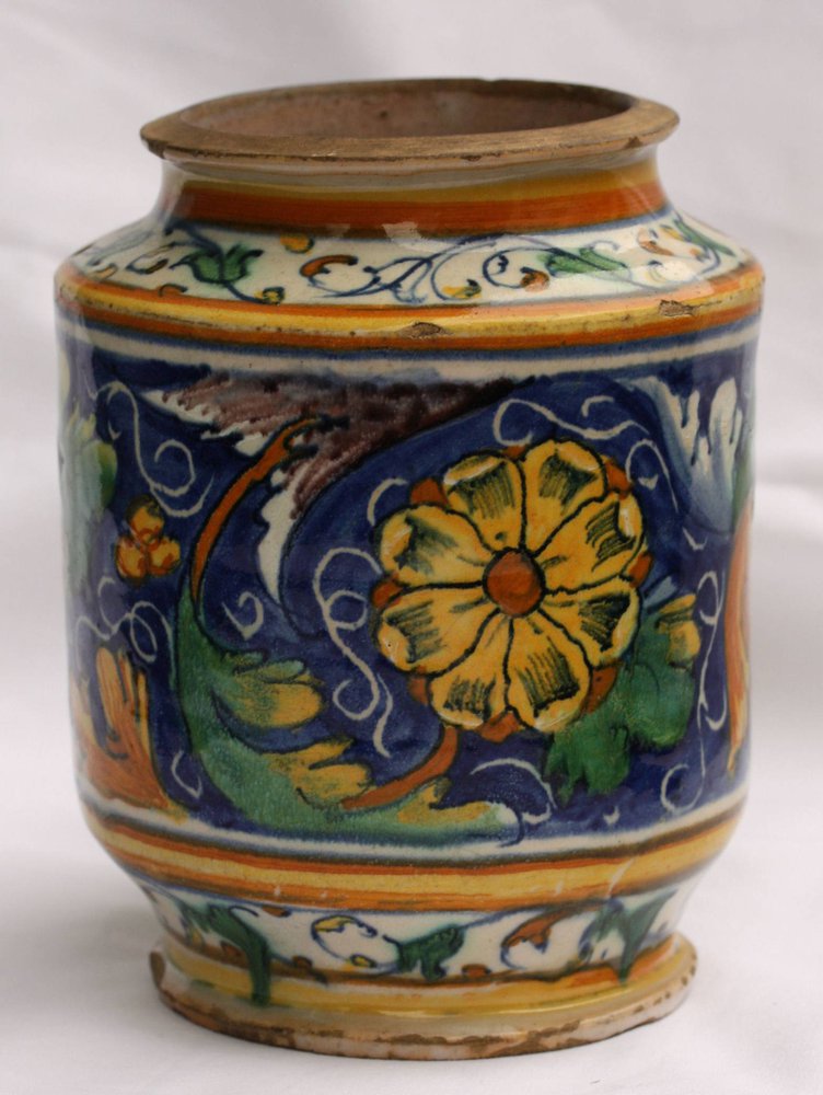 R344 Italian Venice maiolica albarello, circa 1560-1580