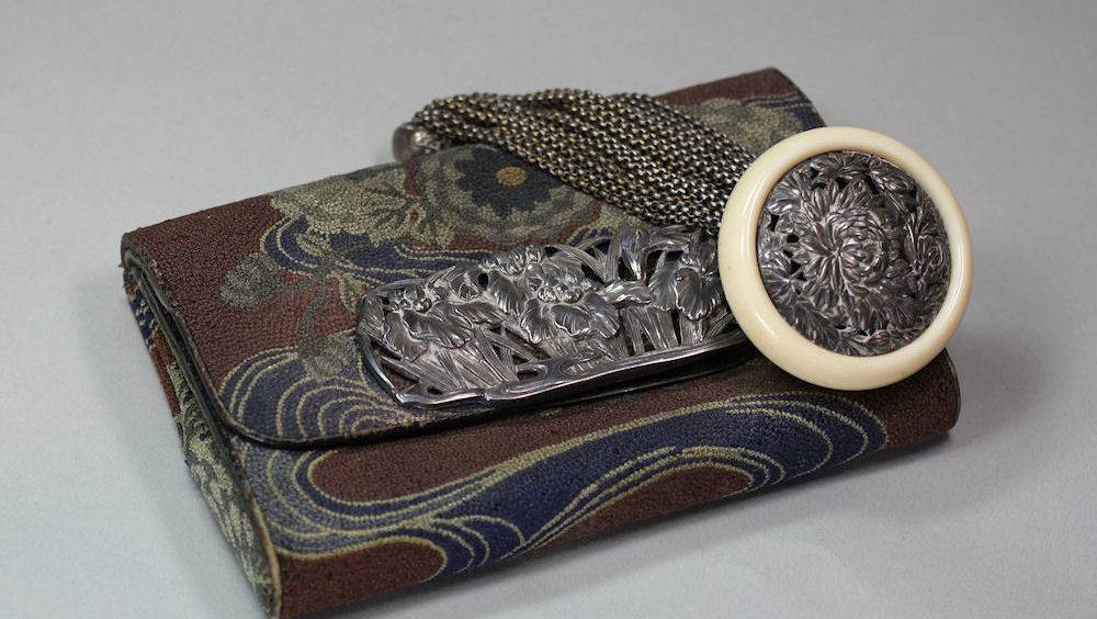 japanese tobacco pouch Kangxi