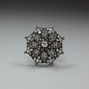 R657A Diamond brooch of flowerhead form