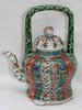 TL125 Famille verte teapot, Kangxi (1662-1722)