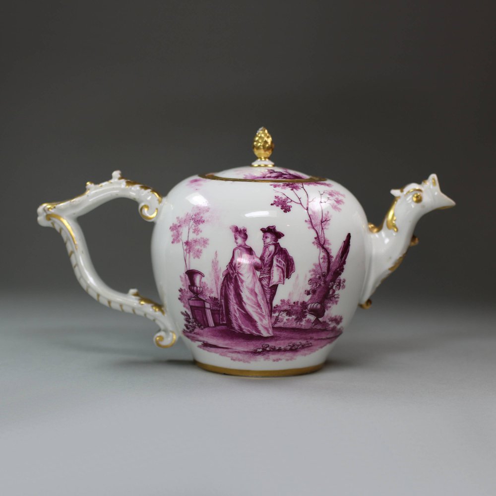 U106 Meissen teapot and cover, c. 1740