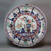 U142 Large Japanese imari charger, c. 1700