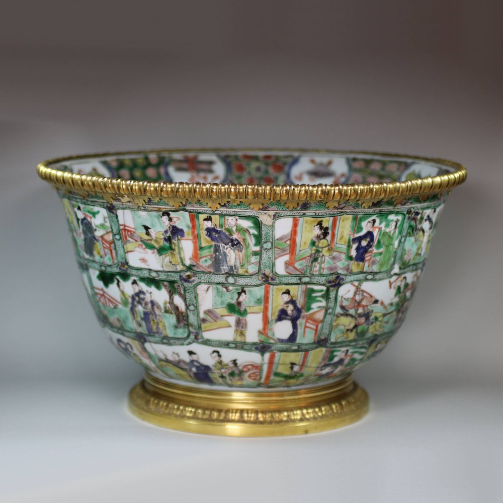 U195 Famille verte punch bowl, Kangxi (1662-1722)