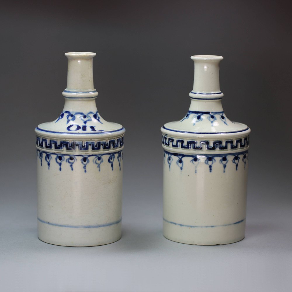 U20 Pair of Wedgwood creamware condiment bottles, 18th century