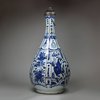 U225 Blue and white Kraak bottle vase, Wanli (1573-1619)