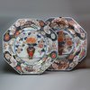 U325 Pair of Japanese imari octagonal dishes, c. 1700