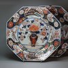 U325 Pair of Japanese imari octagonal dishes, c. 1700
