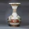 U332 Japanese Satsuma vase, Meiji period (1868-1912)