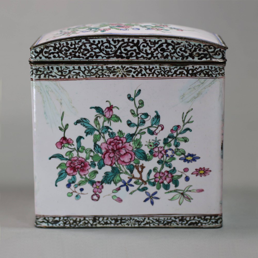 U441 Canton enamel rectangular box and domed cover