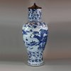 U476 Large Chinese blue and white vase, Kangxi (1662-1722)