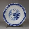 U483 Blue and white dragon bowl, Kangxi (1662-1722)