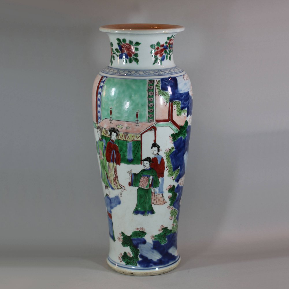 U484 Wucai baluster vase, Shunzi (1644-61)