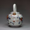 U56 Japanese imari teapot and cover, Edo period (1603-1868)