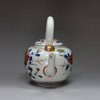 U56 Japanese imari teapot and cover, Edo period (1603-1868)