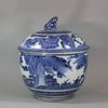 U572 Japanese Arita blue and white tureen and cover, Edo period