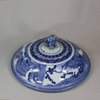 U572 Japanese Arita blue and white tureen and cover, Edo period