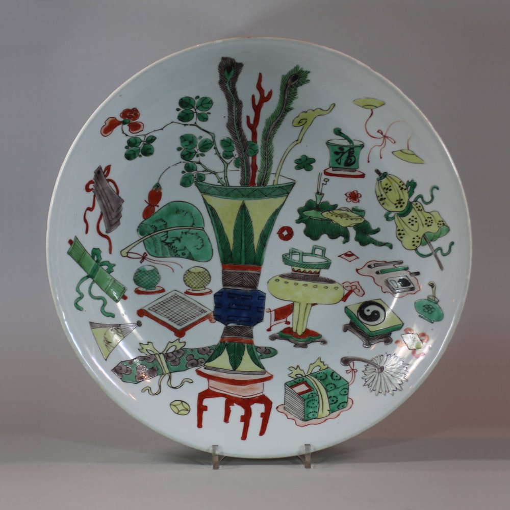 U609 Large famille-verte dish, early Kangxi (1662-1722)