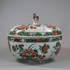 U638 Famille verte cockerel circular tureen and cover