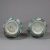 U643 Pair of Japanese Arita Kakiemon ewers, Edo Period